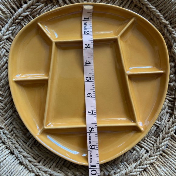 Set of 2 Ceramic Divided Plates - Picture 6 of 9